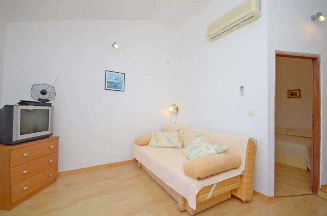 Apartments And Rooms Barbara Lastovo Exterior foto